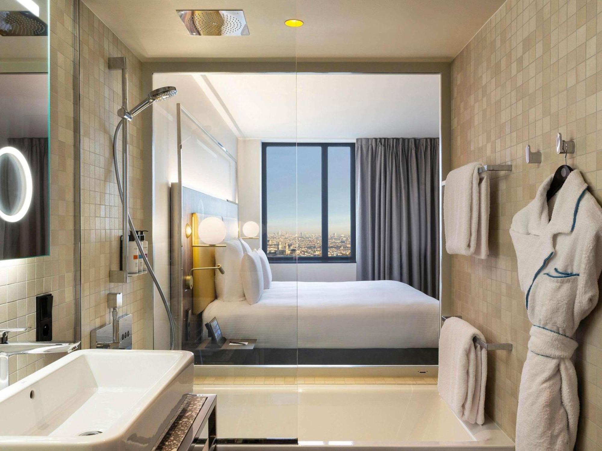 Pullman Montparnasse Hotel 4*